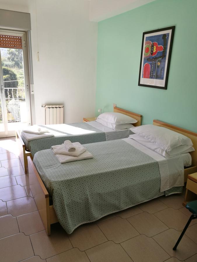 Hotel Royal Cattafi San Filippo del Mela Buitenkant foto