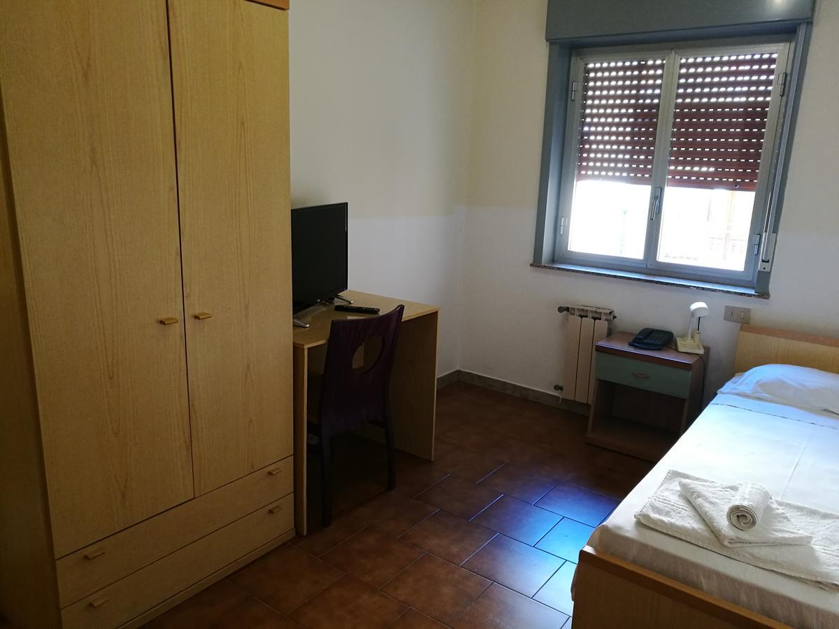 Hotel Royal Cattafi San Filippo del Mela Buitenkant foto