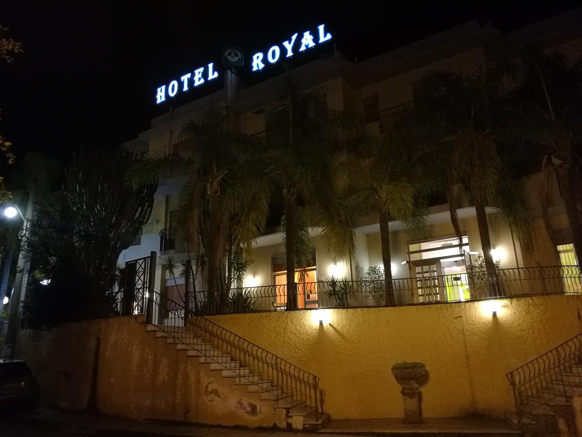 Hotel Royal Cattafi San Filippo del Mela Buitenkant foto